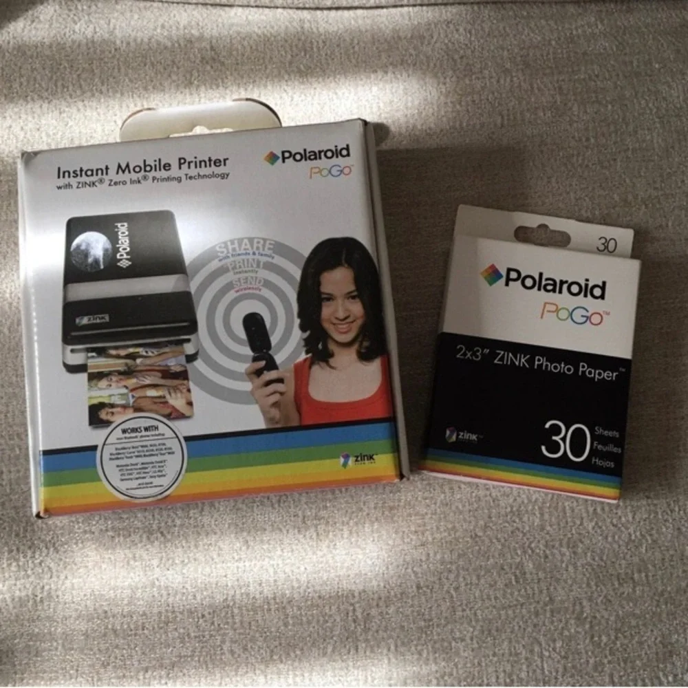 Polaroid PoGo Mobile Printer/Brand New Film Pack